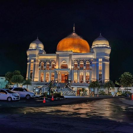 Gania Hotel Bandung Kültér fotó