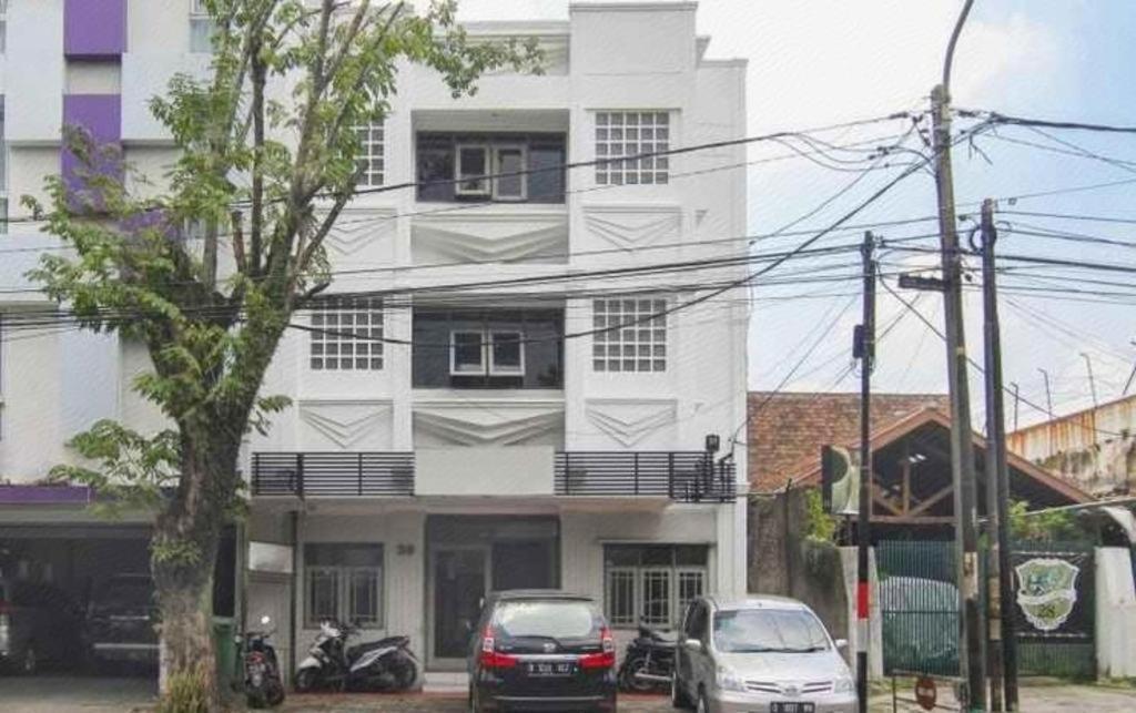 Gania Hotel Bandung Kültér fotó